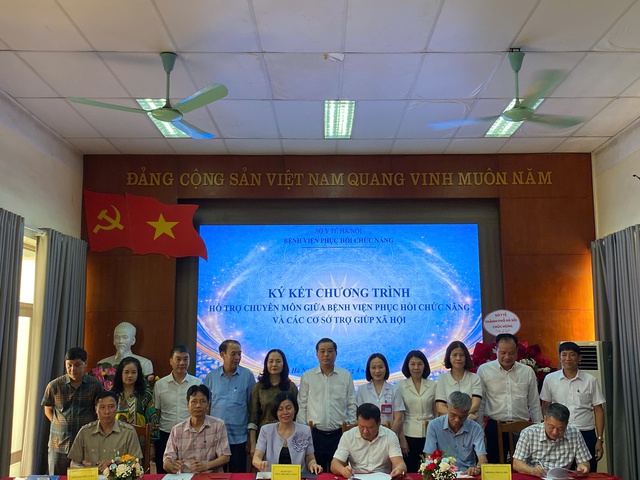 Hà Nội tăng cường chăm sóc, phục hồi chức năng cho người khuyết tật- Ảnh 3.