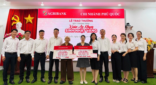 Agribank Chi nhánh Phú Quốc&nbsp;trao giải Chương trình tiết kiệm dự thưởng “Xuân An khang - Sinh nhật vàng”- Ảnh 3.