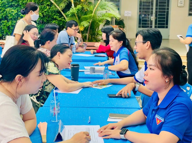 Tuyển sinh lớp 10 TP.HCM 2026–2027: Ổn định nền tảng, gia tăng áp lực đầu vào- Ảnh 1.