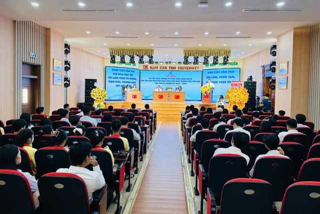 Xây dựng lớp sinh viên TP Cần Thơ phát triển toàn diện, đáp ứng yêu cầu trong giai đoạn mới- Ảnh 1.