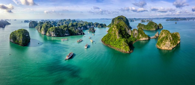 Khai thông 4 tuyến du lịch kết nối vịnh Hạ Long - vịnh Lan Hạ- Ảnh 1.