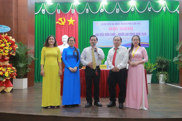 Bệnh viện Đa khoa TP Cần Thơ tổ chức hội nghị viên chức - người lao động năm 2026- Ảnh 3.