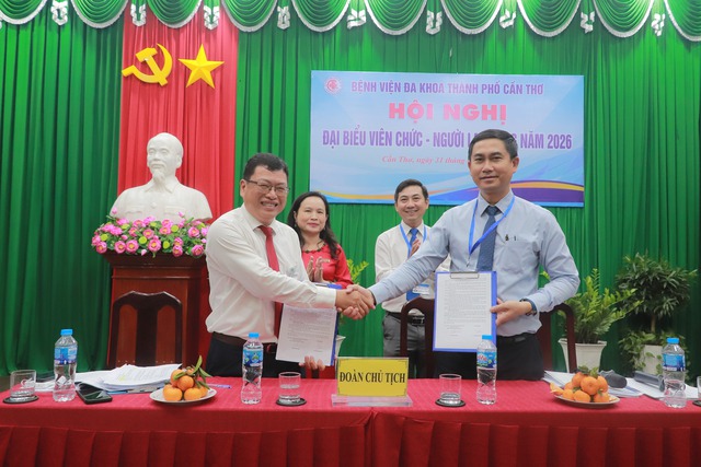 Bệnh viện Đa khoa TP Cần Thơ tổ chức hội nghị viên chức - người lao động năm 2026- Ảnh 2.