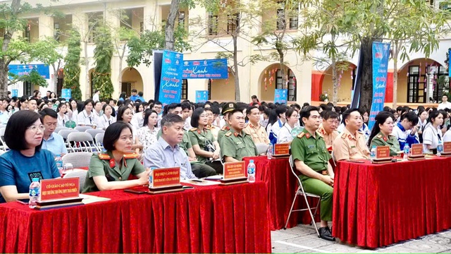 Nhựa Tiền Phong đồng hành cùng chuyên mục “Giao thông xanh”- Ảnh 1.