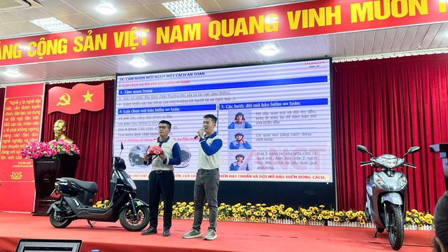 Cần Thơ tuyên truyền pháp luật, kỹ năng lái xe an toàn cho sinh viên- Ảnh 2.