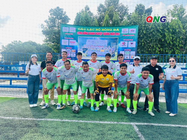 QNG FC vô địch bóng đá Doanh nhân miền Nam tranh Cúp JBN lần thứ 3- Ảnh 4.