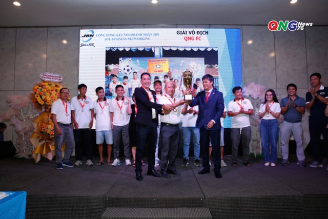 QNG FC vô địch bóng đá Doanh nhân miền Nam tranh Cúp JBN lần thứ 3- Ảnh 3.