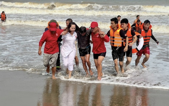 Thanh Hóa: Diễn tập cứu nạn, cứu hộ biển Sầm Sơn năm 2026- Ảnh 6.