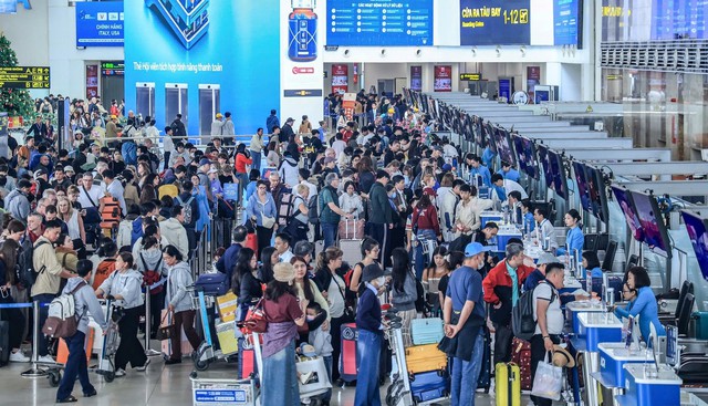 Cảng Hàng không Quốc tế Nội Bài dự báo lượng hành khách sẽ tăng từ 10 - 15%- Ảnh 1.
