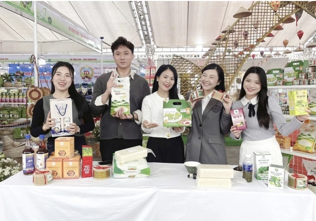 Thúc đẩy chuyển đổi số trong tiêu thụ sản phẩm nông sản- Ảnh 1.