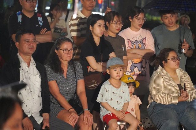 Âm nhạc cộng đồng: Điểm hẹn nghệ thuật hấp dẫn trong kỳ nghỉ lễ của người dân Thủ đô- Ảnh 6.