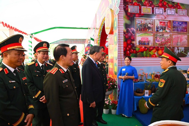 “Lá chắn” kinh tế - quốc phòng giữa đại ngàn Tây Nguyên- Ảnh 1.