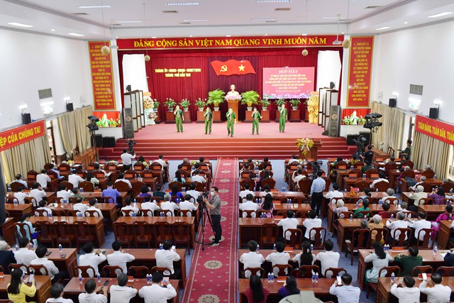 Cần Thơ: Họp mặt kỷ niệm 51 năm Ngày Giải phóng miền Nam, thống nhất đất nước- Ảnh 2.