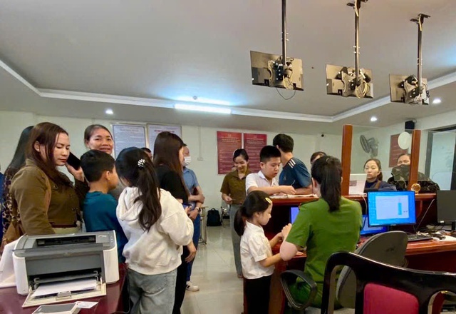 Công an Thanh Hóa: Làm việc xuyên lễ phục vụ người dân- Ảnh 2.