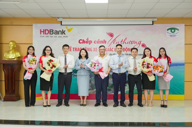 HDBank trao 27 tỷ đồng hưởng ứng Tháng Nhân đạo 2026- Ảnh 1.