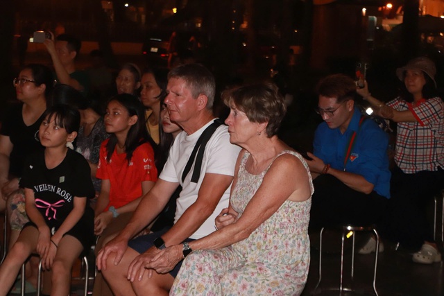 Khi nghệ thuật trở thành 'chất keo' kết nối đời sống đô thị- Ảnh 4. Khi nghệ thuật trở thành 'chất keo' kết nối đời sống đô thị- Ảnh 4.