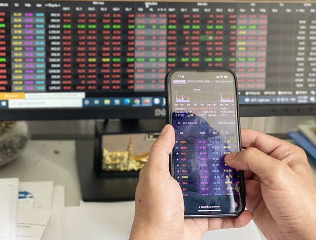 Số tài khoản chứng khoán đạt mức cao nhất kể từ tháng 7/2022- Ảnh 1.