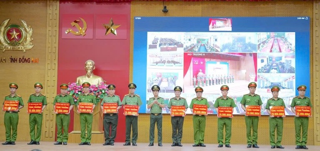 Công an tỉnh Đồng Nai sơ kết công tác đảm bảo an ninh trật tự quý I năm 2026- Ảnh 4.