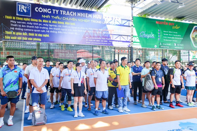 Sôi nổi Giải Pickleball mở rộng chào mừng 68 năm Ngày truyền thống lực lượng An ninh chính trị nội bộ- Ảnh 2.