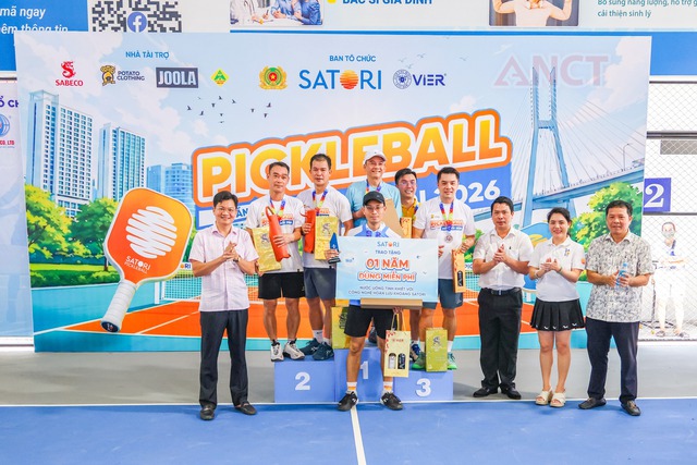 Sôi nổi Giải Pickleball mở rộng chào mừng 68 năm Ngày truyền thống lực lượng An ninh chính trị nội bộ- Ảnh 9.