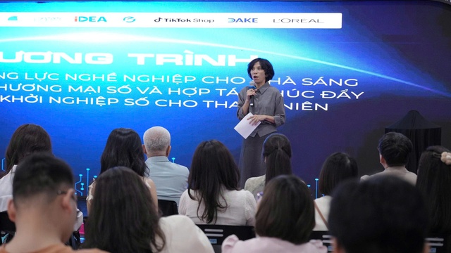 Công bố chương trình "Chuẩn hóa năng lực nghề nghiệp cho nhà sáng tạo nội dung thương mại số"- Ảnh 2.