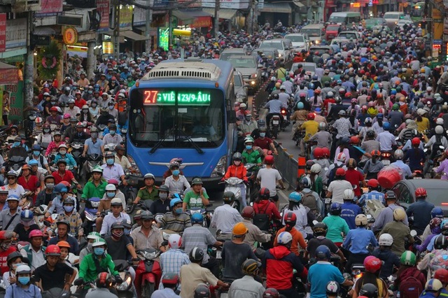 Việt Nam có mức độ phụ thuộc vào xe hai bánh cao nhất châu Á- Ảnh 1.