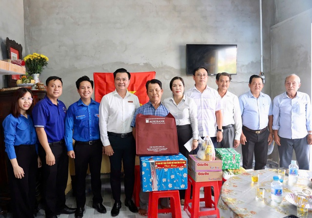 Tây Ninh: Agribank Chi nhánh Long An trao nhà Đại đoàn kết tại phường Khánh Hậu- Ảnh 4.