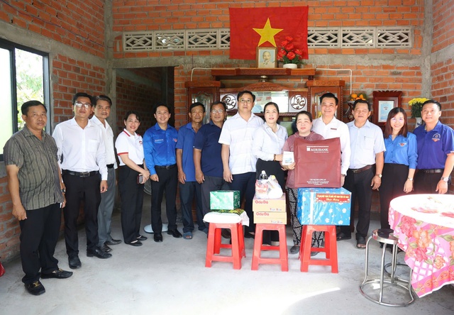 Tây Ninh: Agribank Chi nhánh Long An trao nhà Đại đoàn kết tại phường Khánh Hậu- Ảnh 6.