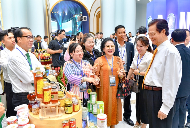 Thành công của doanh nghiệp là nền tảng phát triển bền vững của An Giang- Ảnh 3.