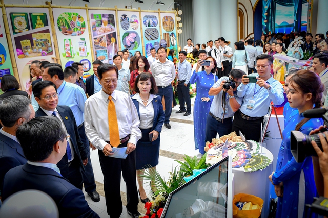 Thành công của doanh nghiệp là nền tảng phát triển bền vững của An Giang- Ảnh 8.