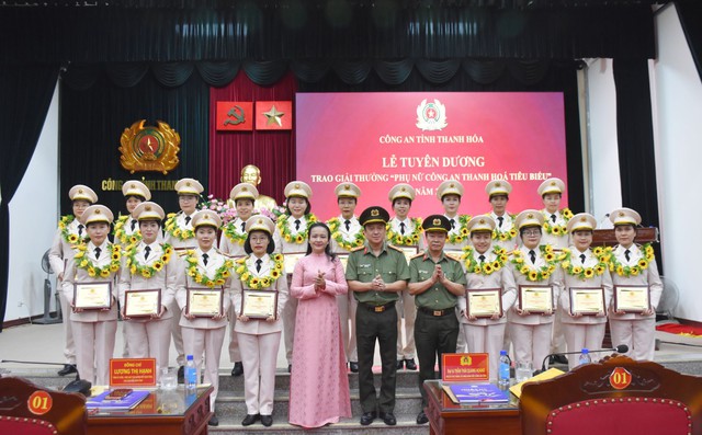 Tuyên dương những “bông hồng thép” lan tỏa hình ảnh đẹp người chiến sĩ Công an Thanh Hóa- Ảnh 2.