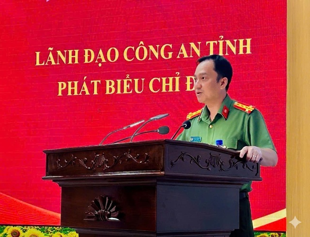 Tuyên dương những “bông hồng thép” lan tỏa hình ảnh đẹp người chiến sĩ Công an Thanh Hóa- Ảnh 4.