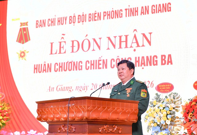 Ban Chỉ huy BĐBP tỉnh An Giang nhận Huân chương Chiến công hạng Ba- Ảnh 3. Ban Chỉ huy BĐBP tỉnh An Giang nhận Huân chương Chiến công hạng Ba- Ảnh 3.