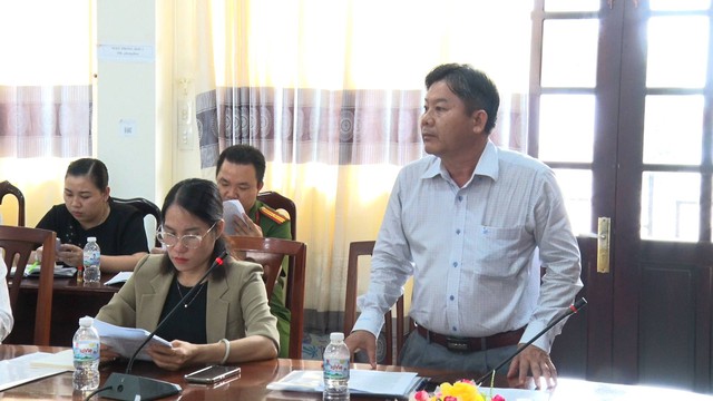Xã Phong Điền: Triển khai Chiến dịch “60 ngày đêm hướng dẫn người dân kích hoạt và tích hợp thông tin, dữ liệu trên VNeID mức 2”- Ảnh 3.