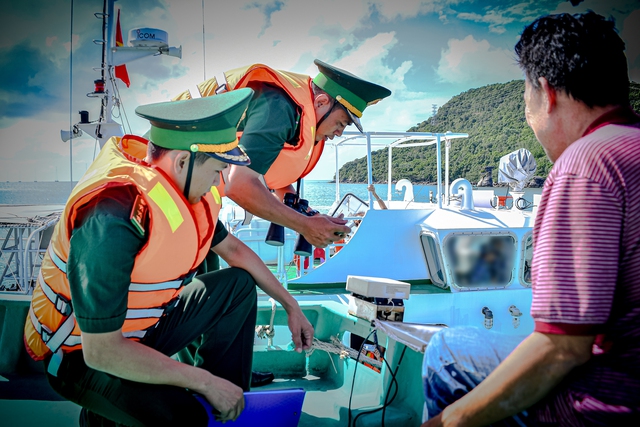 BĐBP tỉnh An Giang đa dạng các hình thức tuyên truyền chống khai thác IUU- Ảnh 4.
