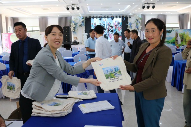 Nghệ An: Đánh giá dự án phát triển chuỗi giá trị tỏi Sanuki - Ảnh 1.