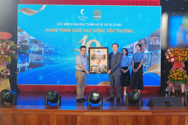 Kỷ niệm 10 năm thành lập ký túc xá Cỏ May: Hành trình gieo hạt giống yêu thương và nâng đỡ những ước mơ giảng đường- Ảnh 4.