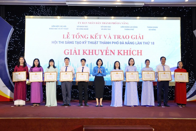 EVNCPC: Đạt 13 giải thưởng tại Hội thi Sáng tạo kỹ thuật TP. Đà Nẵng lần thứ 18- Ảnh 6.