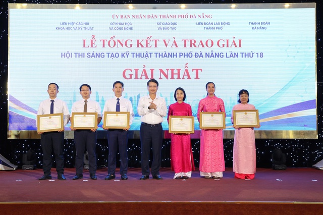 EVNCPC: Đạt 13 giải thưởng tại Hội thi Sáng tạo kỹ thuật TP. Đà Nẵng lần thứ 18- Ảnh 2.