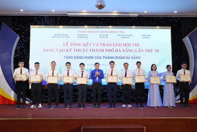 EVNCPC: Đạt 13 giải thưởng tại Hội thi Sáng tạo kỹ thuật TP. Đà Nẵng lần thứ 18- Ảnh 1.