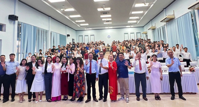 Trường Đại học Thủ Dầu Một: Tổ chức toạ đàm "Từ nghiên cứu đến thương mại hoá"- Ảnh 4.
