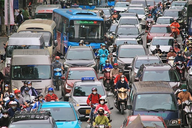 Hà Nội dự kiến thu phí xe cá nhân vào Vành đai 1 từ 1/1/2028- Ảnh 1.