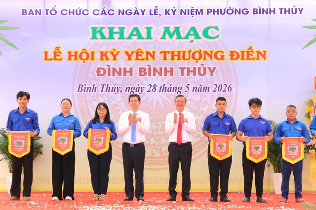 TP Cần Thơ: Khai mạc Lễ hội Kỳ Yên Thượng Điền Đình Bình Thủy- Ảnh 4. TP Cần Thơ: Khai mạc Lễ hội Kỳ Yên Thượng Điền Đình Bình Thủy- Ảnh 4.