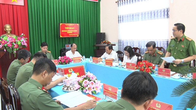 Công an xã Phong Điền xây dựng lực lượng CAND thực sự trong sạch vững mạnh- Ảnh 2.