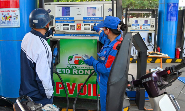 Bộ Công Thương yêu cầu các hãng xe rà soát khả năng tương thích với xăng E10- Ảnh 1.
