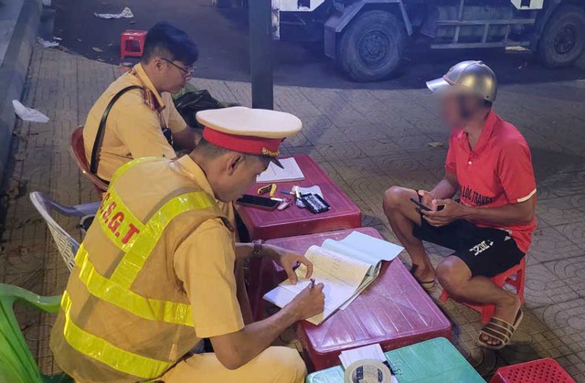Công an TP Cần Thơ: Đảm bảo duy trì tiến độ, không để “đứt gãy” công việc trong và sau thời gian nghỉ Lễ - Ảnh 3.