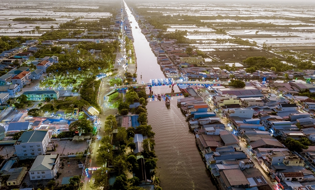 4 tháng đầu năm, An Giang đón trên 10,81 triệu lượt du khách, doanh thu đạt 27.888 tỷ đồng- Ảnh 3.