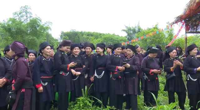 Thái Nguyên: Độc đáo Lễ hội Chợ tình Xuân Dương- Ảnh 3.