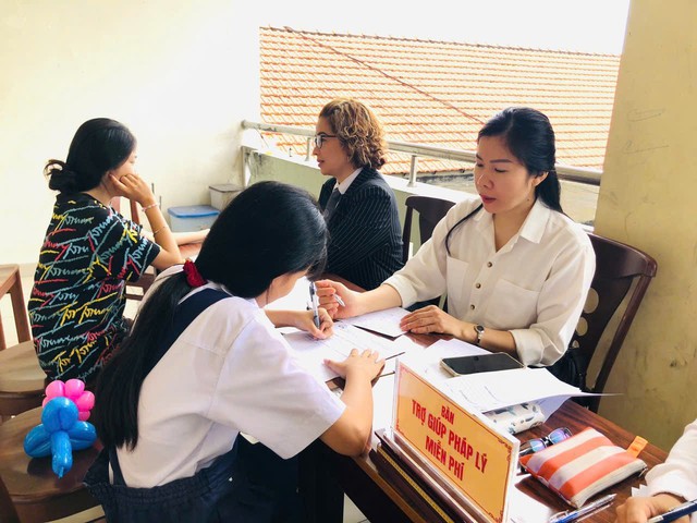 Trung tâm TGPLNN TP. Hồ Chí Minh: Chung tay chăm lo trẻ em tại Trung tâm Nuôi dưỡng bảo trợ Linh Xuân- Ảnh 2. Trung tâm TGPLNN TP. Hồ Chí Minh: Chung tay chăm lo trẻ em tại Trung tâm Nuôi dưỡng bảo trợ Linh Xuân- Ảnh 2.