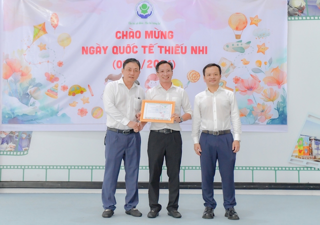 BIDV CN Hậu Giang mang yêu thương đến với bệnh nhi đang điều trị tại Bệnh viện Nhi đồng TP Cần Thơ- Ảnh 12. BIDV CN Hậu Giang mang yêu thương đến với bệnh nhi đang điều trị tại Bệnh viện Nhi đồng TP Cần Thơ- Ảnh 12.